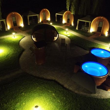 Vicolungo Glamour Lodge & Spa - Free Spa Hot Tub E Sauna Exteriör bild