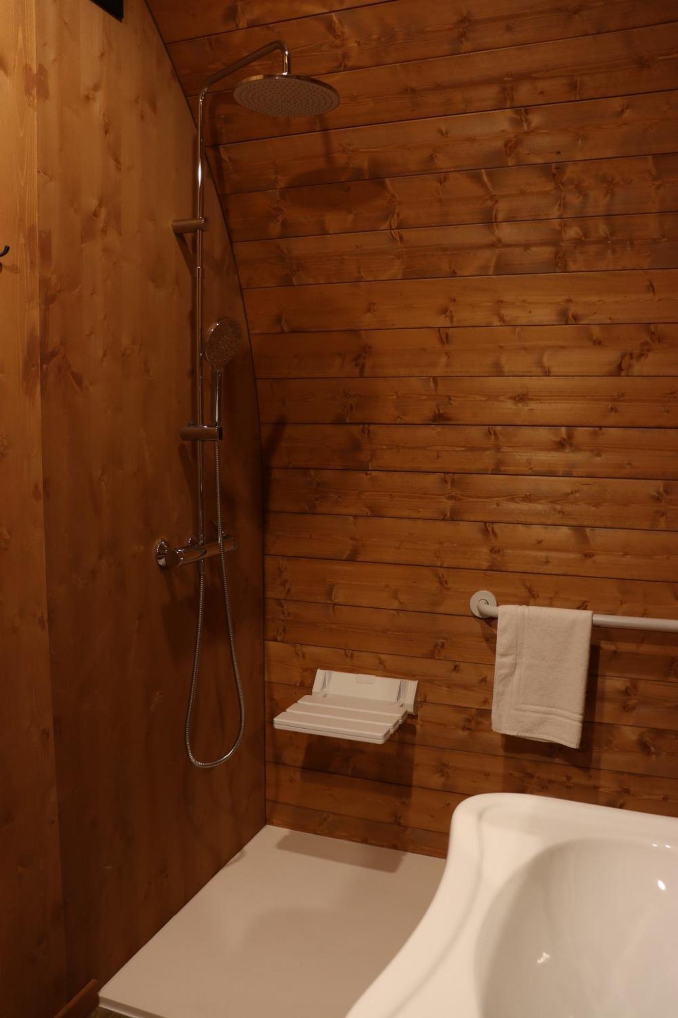 Vicolungo Glamour Lodge & Spa - Free Spa Hot Tub E Sauna Exteriör bild